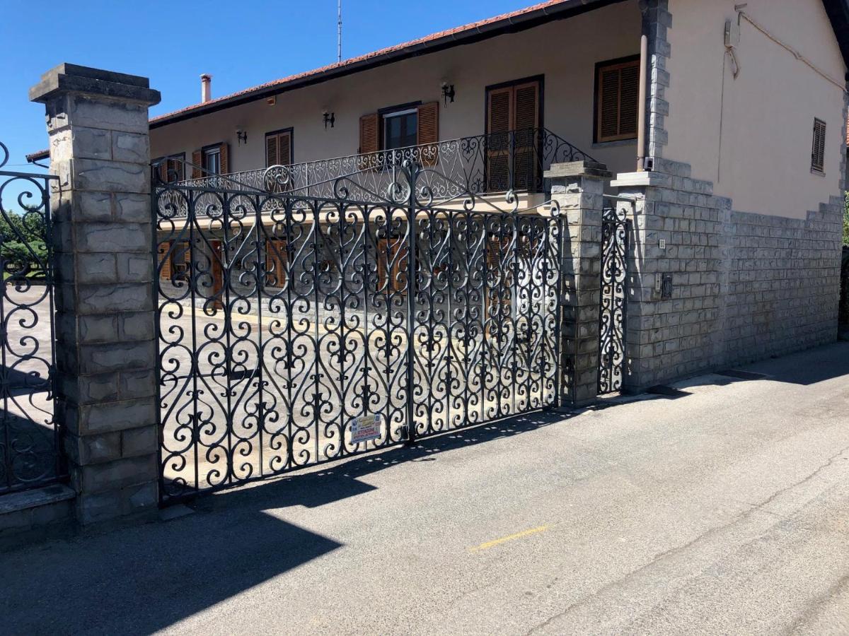 La Ca' 'D Pinet Villa Cuneo Luaran gambar